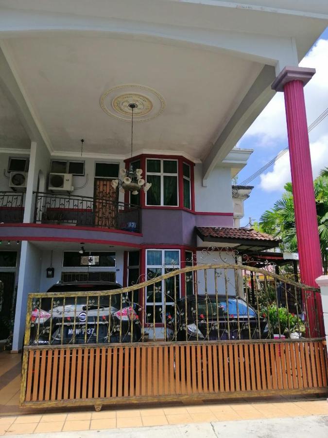 Hawwa Sara Muslim Homestay Malacca Exterior photo