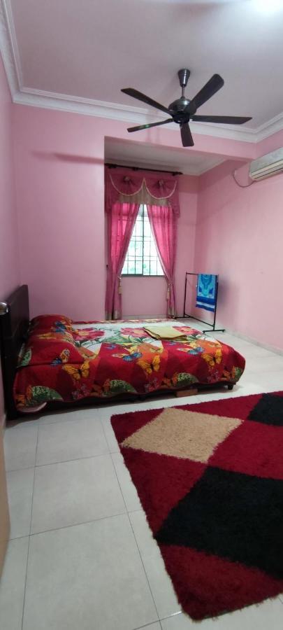 Hawwa Sara Muslim Homestay Malacca Exterior photo