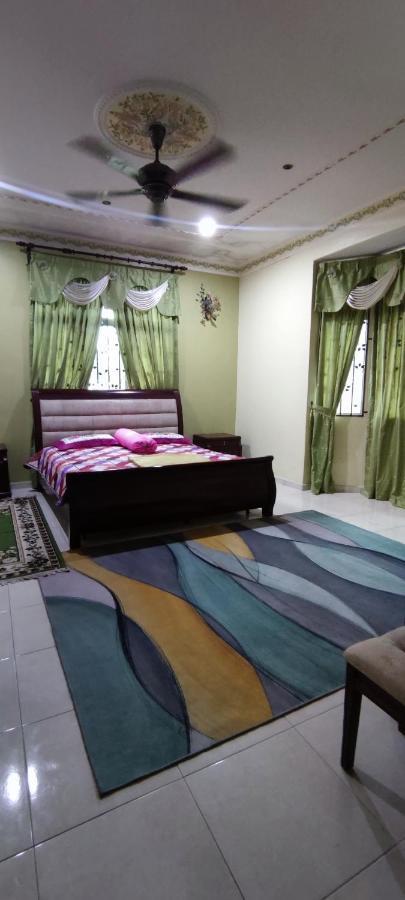 Hawwa Sara Muslim Homestay Malacca Exterior photo